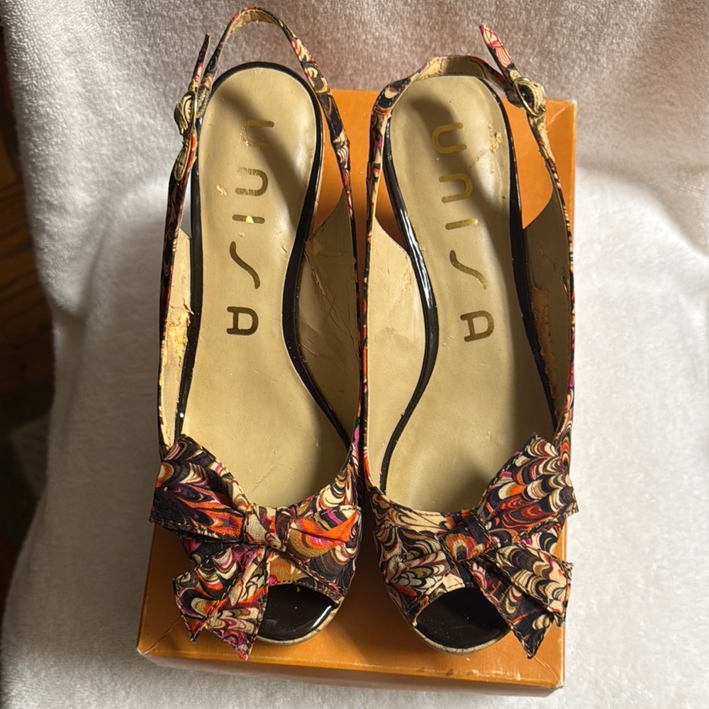 Unisa Women's Multicolor Slingback Heels